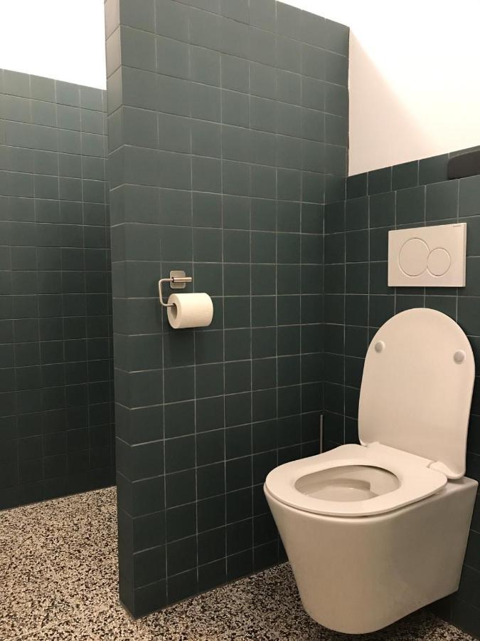 Huis Nummer 1 Eindhoven Exteriör bild